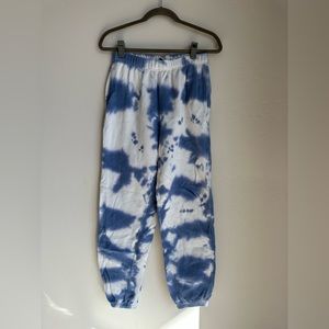 Matching set - hoodie & sweats